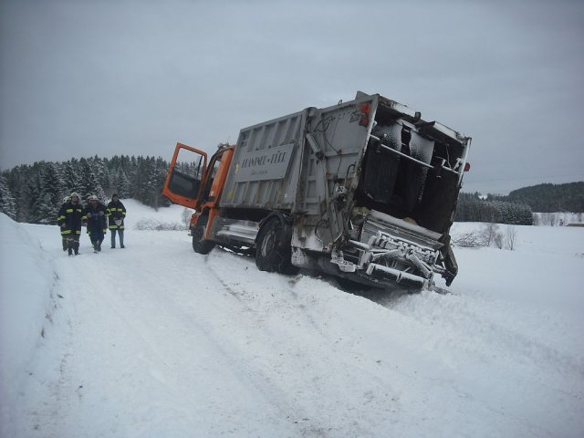 LKW Bergung Schönbichl 2011