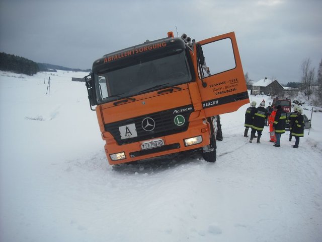 LKW Bergung Schönbichl 2011