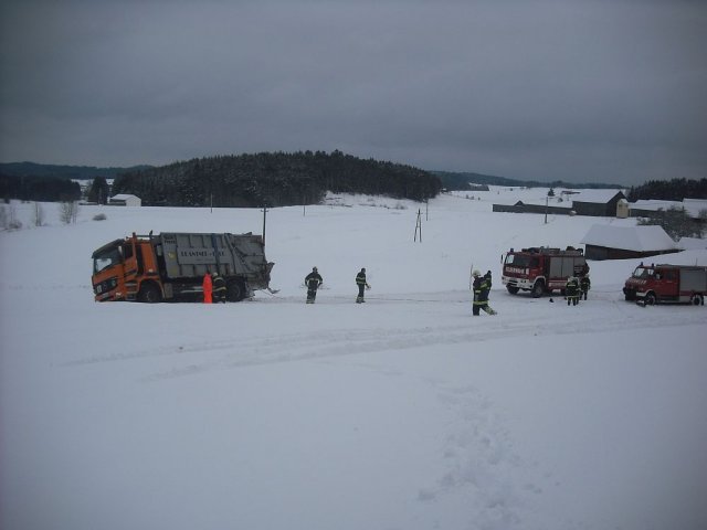 LKW Bergung Schönbichl 2011