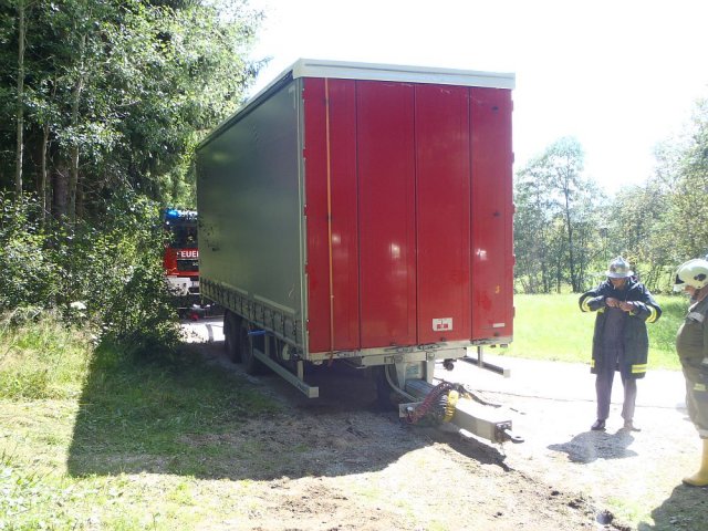 LKW Bergung Schönbichl 2011_2
