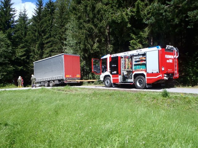 LKW Bergung Schönbichl 2011_2