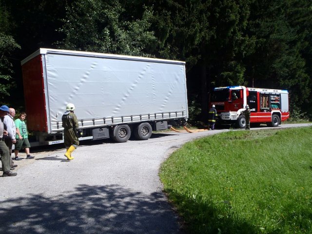 LKW Bergung Schönbichl 2011_2